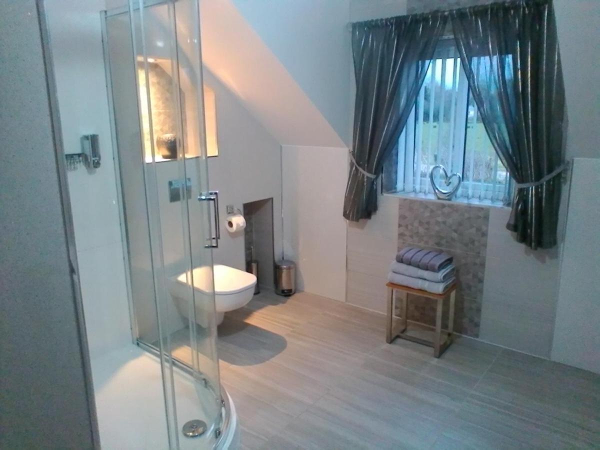 Boutique Country House Aldergrove Crumlin  Ngoại thất bức ảnh