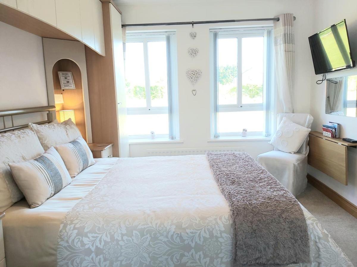 Boutique Country House Aldergrove Crumlin  Ngoại thất bức ảnh