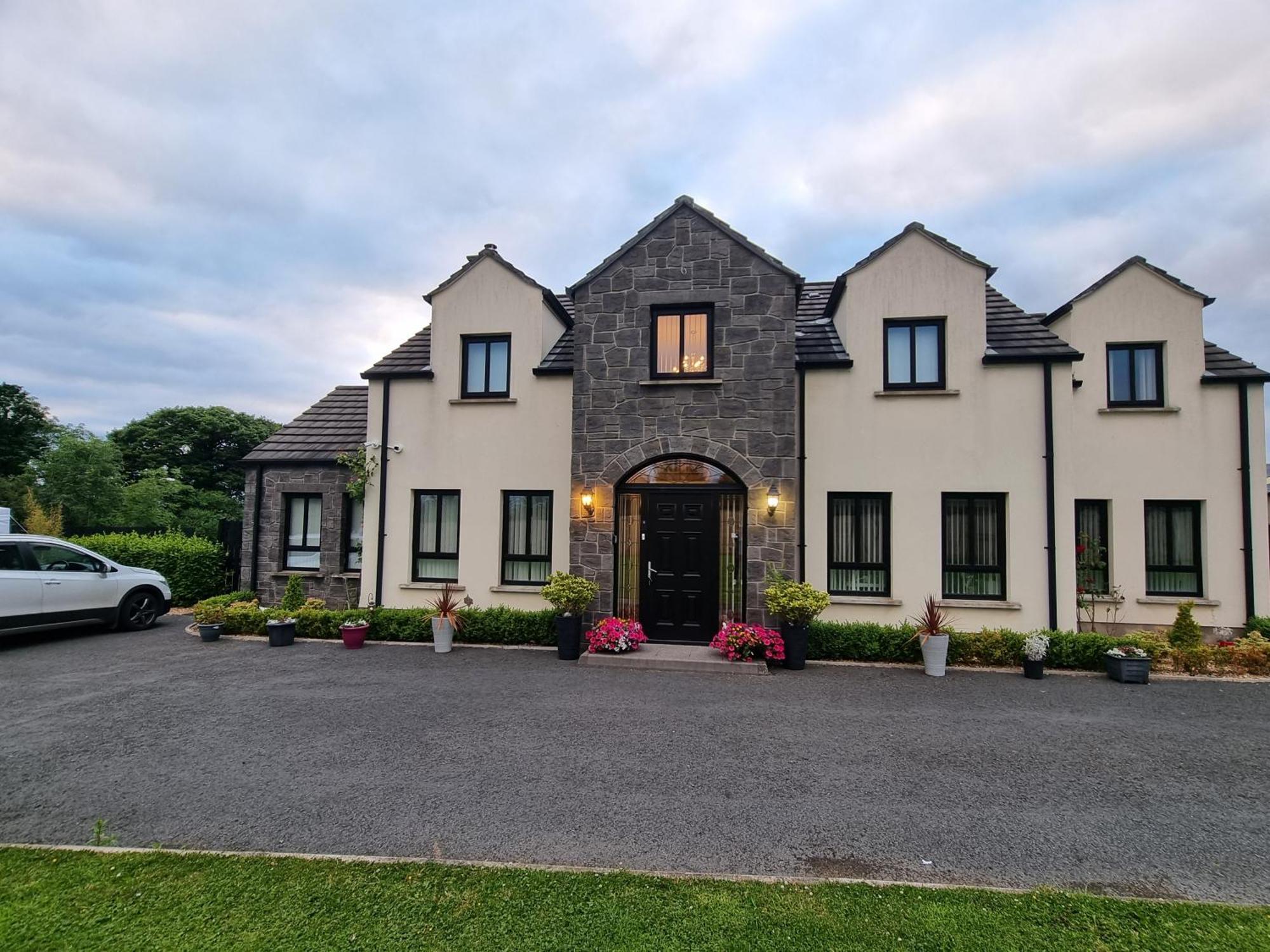 Boutique Country House Aldergrove Crumlin  Ngoại thất bức ảnh